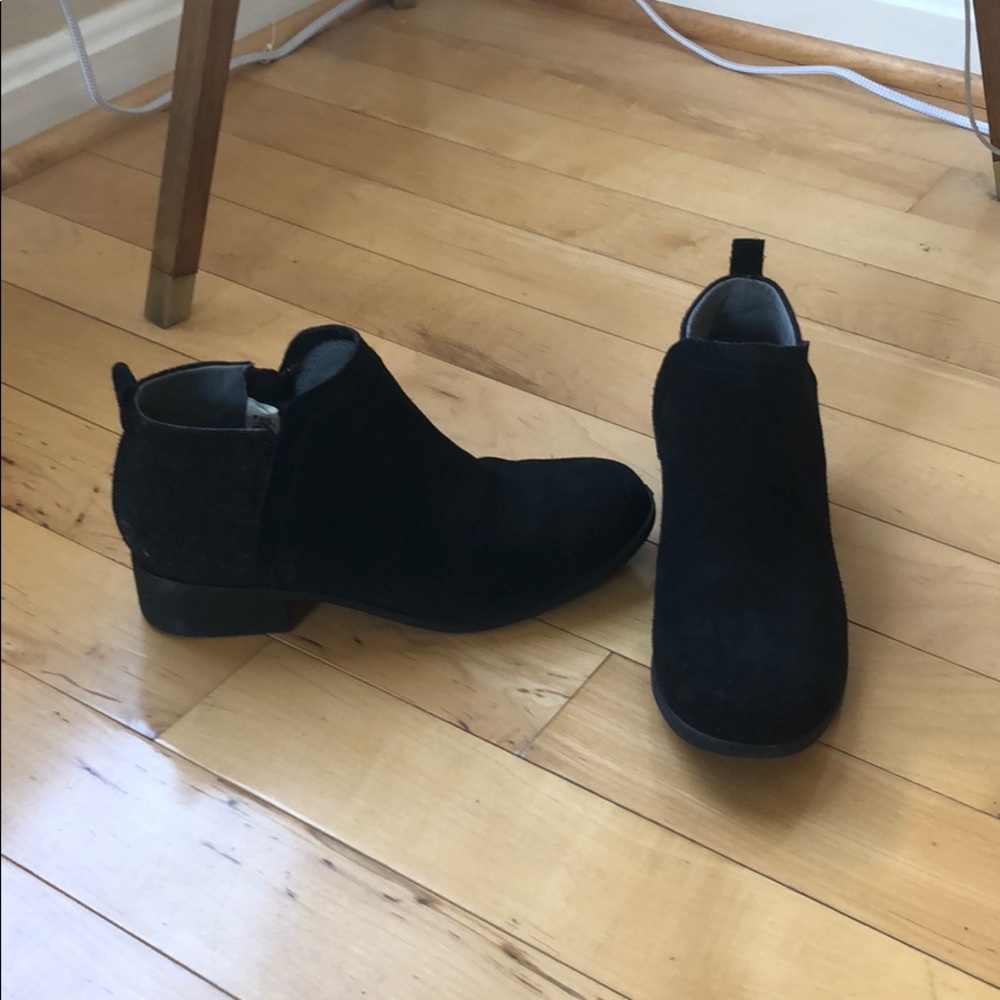 Toms booties